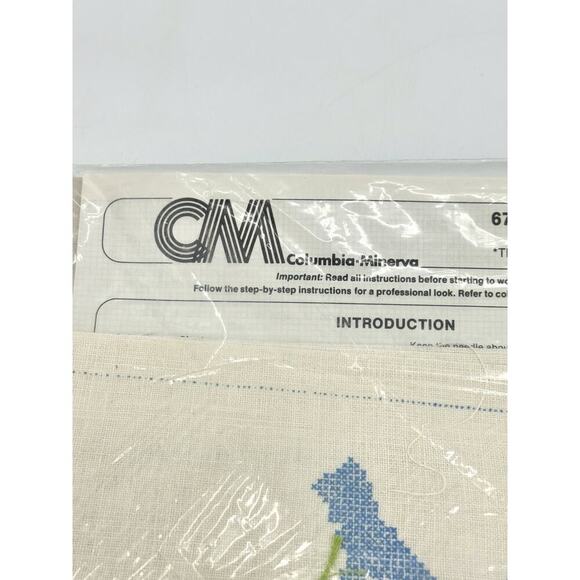 CM Columbia Minerva Erica Wilson Cross Stitch Pillow Kit Cardinal Branch VTG ‘77 - Picture 6 of 8
